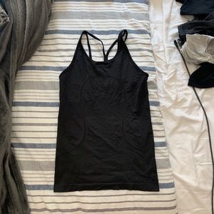 Black lululemon tank size 6
